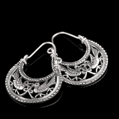 Earrings from Viking Age Byzantium