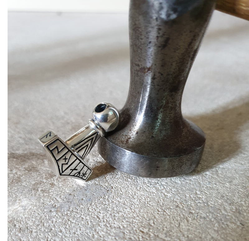 Runic Thor's Hammer