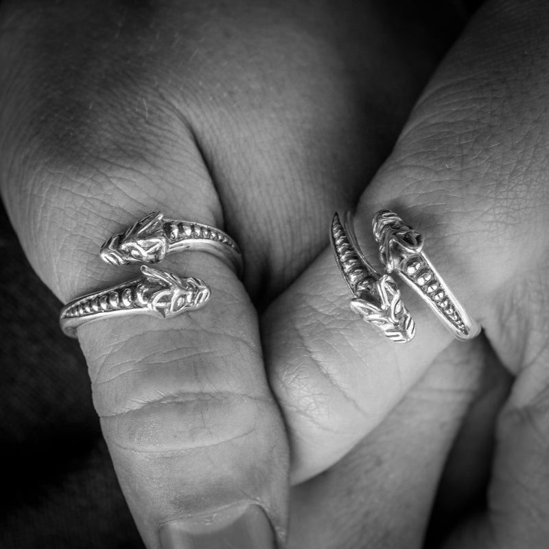 Viking Double Head Wolf Ring
